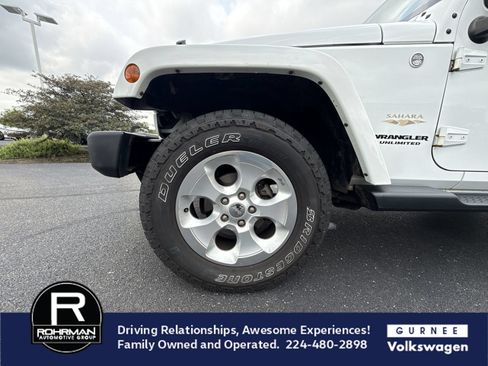Used 2015 Jeep Wrangler Unlimited Sahara AWD/4WD image 12