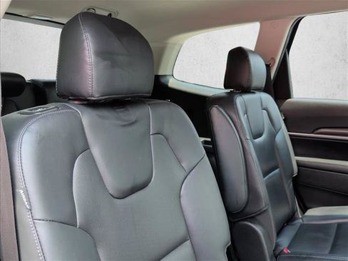 Used 2023 Kia Telluride S AWD/4WD image 26