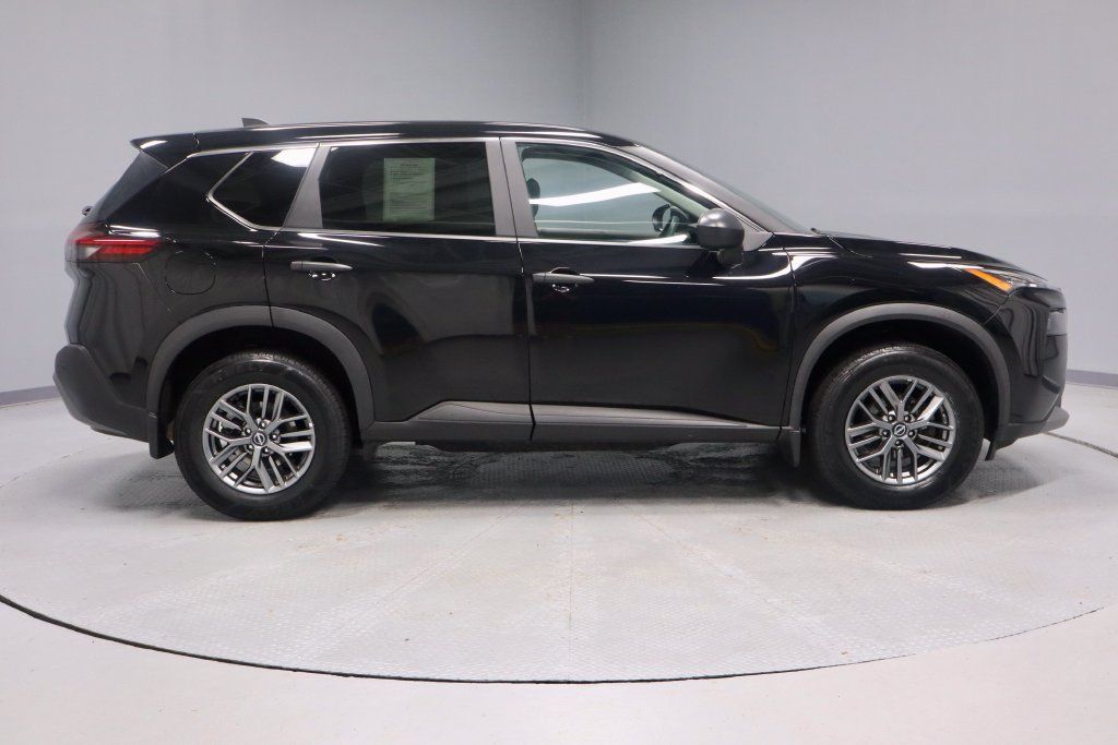 Certified 2023 Nissan Rogue S AWD/4WD image 11