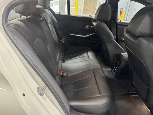 Used 2019 BMW 330i xDrive Sedan w/ Convenience Package AWD/4WD image 32