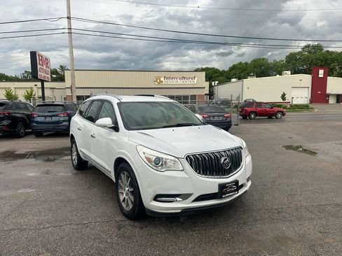 Used 2017 Buick Enclave Leather AWD/4WD image 7