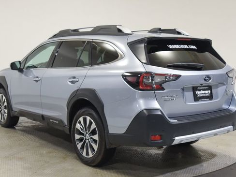 Used 2024 Subaru Outback Touring XT AWD/4WD image 7