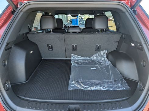 New 2026 Chevrolet Equinox ACTIV w/ Convenience Package III image 15