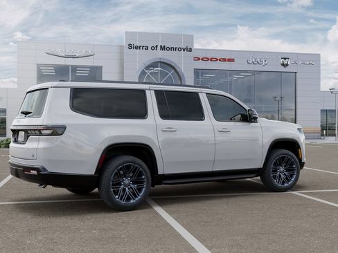 New 2026 Jeep Grand Wagoneer L 4WD image 4