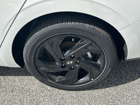 New 2026 Hyundai Elantra SEL Sport Premium image 10