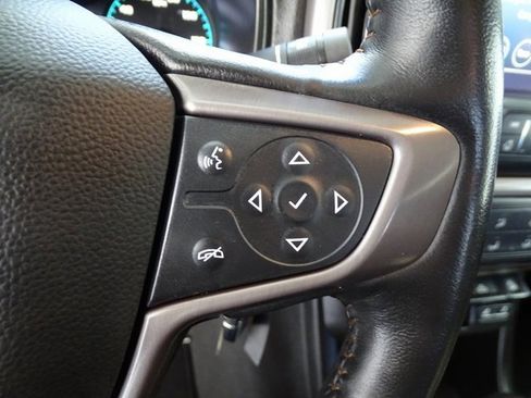 Certified 2022 GMC Canyon AT4 image 8