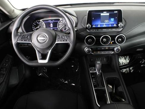 Certified 2025 Nissan Sentra SV FWD image 7