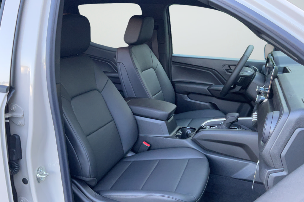 New 2026 Chevrolet Colorado Trail Boss AWD/4WD image 18