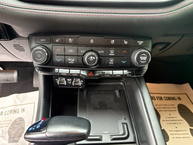Used 2022 Dodge Durango R/T RWD image 21