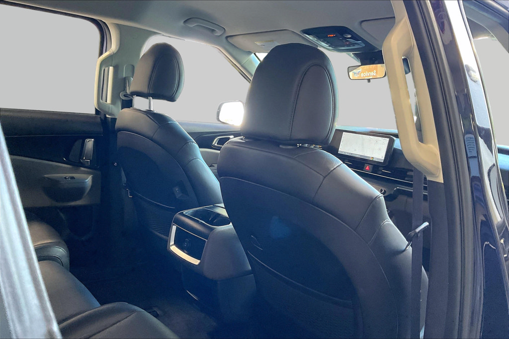 Used 2026 Kia Carnival FWD image 20