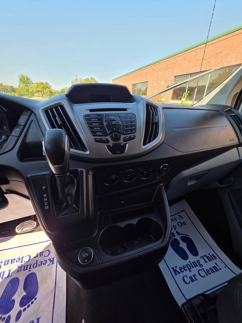 Used 2017 Ford Transit 350 XLT RWD image 19