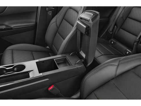 Used 2025 Chevrolet Equinox LT w/ Safety and Technology Package FWD image 9
