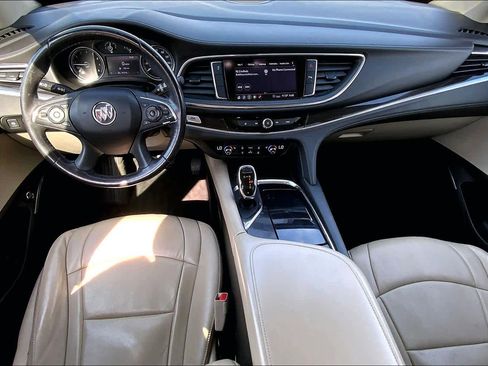 Used 2020 Buick Enclave Essence w/ LPO, Touring Package FWD image 15