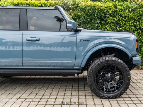 Used 2023 Ford Bronco Outer Banks AWD/4WD image 11