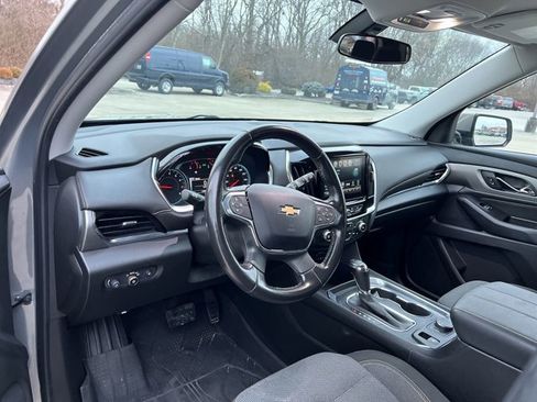 Used 2019 Chevrolet Traverse LT image 10