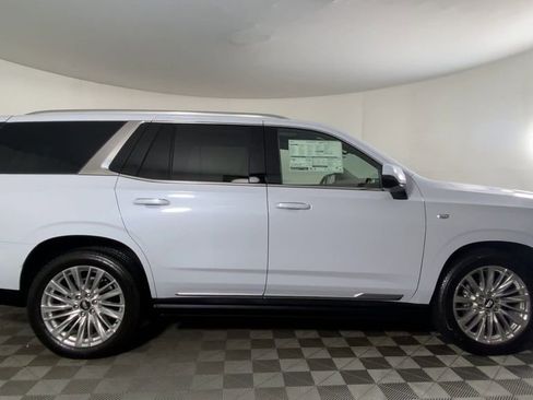 New 2026 Cadillac Escalade Luxury w/ Touring Package image 2