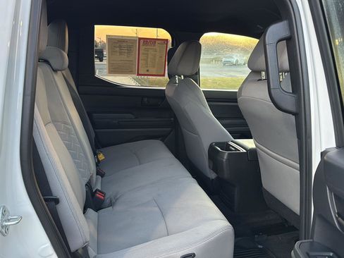 Certified 2024 Toyota Tacoma SR5 image 11