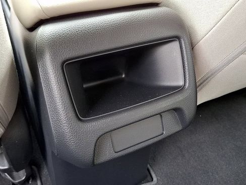 Used 2024 Honda HR-V LX image 12