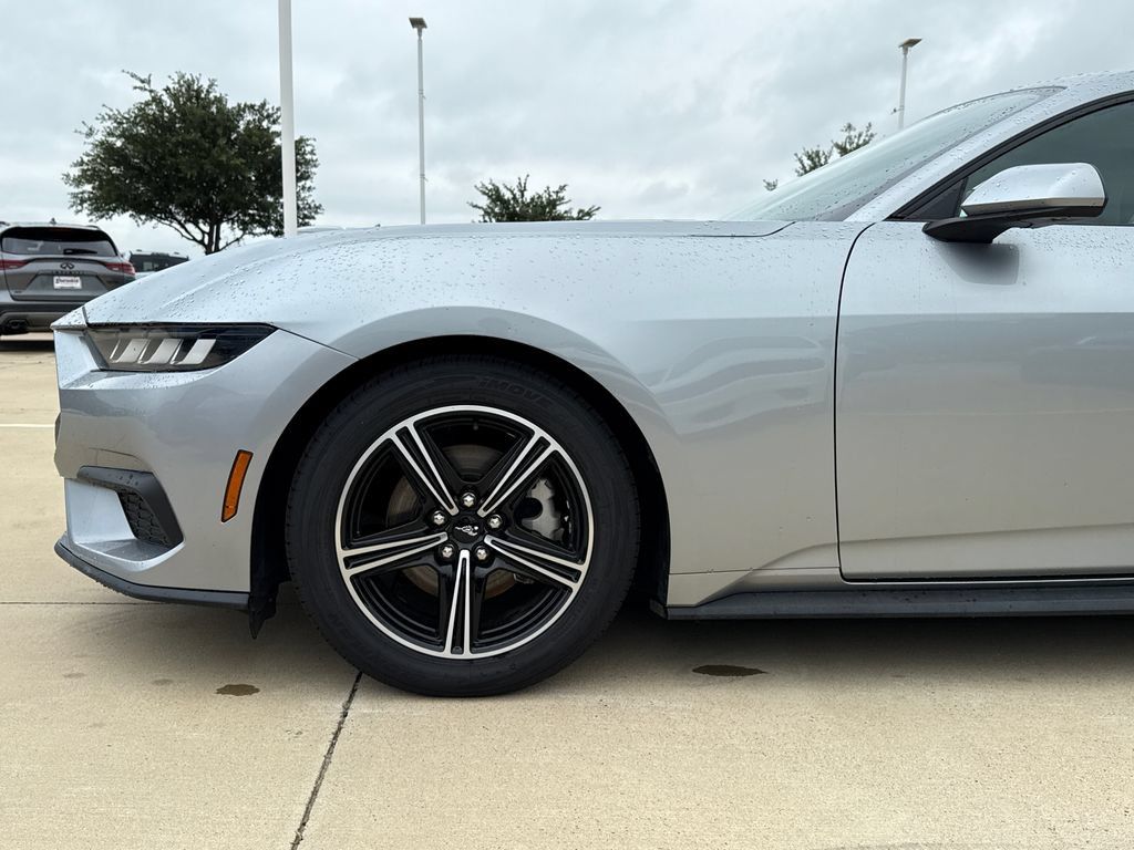 Used 2024 Ford Mustang Premium RWD image 5
