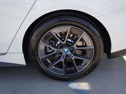 Certified 2023 BMW i4 eDrive35 RWD image 6