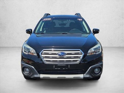 Used 2017 Subaru Outback 3.6R Limited AWD/4WD image 2