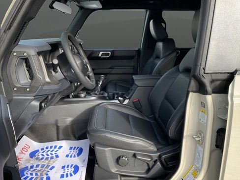 New 2025 Ford Bronco Badlands w/ Sasquatch Package image 4