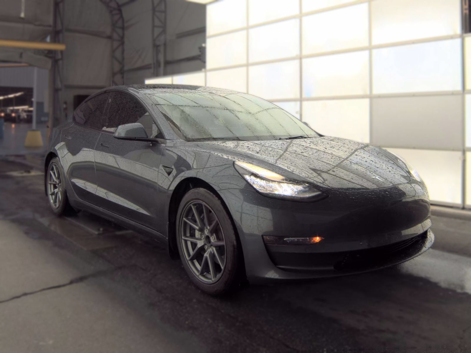 Used 2022 Tesla Model 3 Long Range AWD/4WD image 4