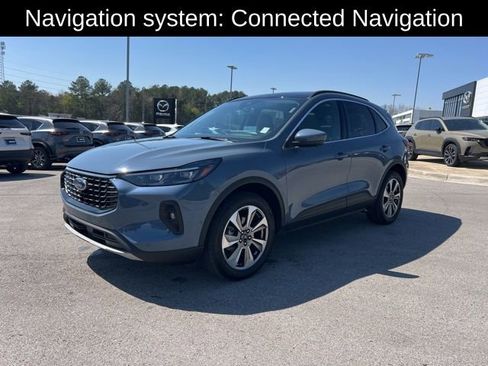 Used 2024 Ford Escape Platinum w/ Premium Technology Package image 3