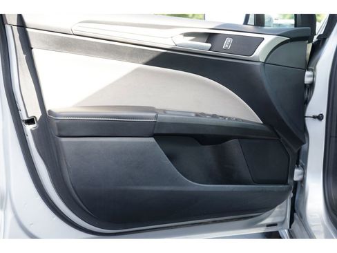 Used 2019 Ford Fusion S image 14