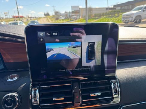 Used 2019 Lincoln Navigator L Reserve image 20