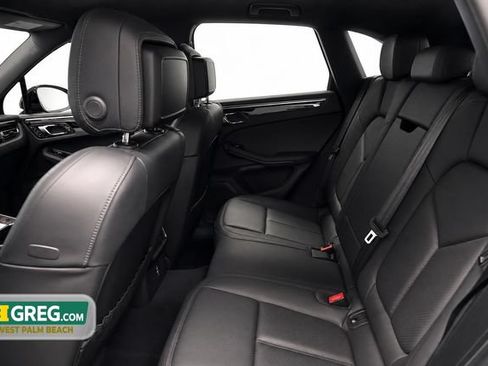 Used 2024 Porsche Macan AWD/4WD image 13