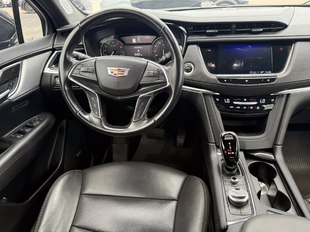 Used 2021 Cadillac XT5 Premium Luxury w/ LPO, Floor Liner Package AWD/4WD image 8