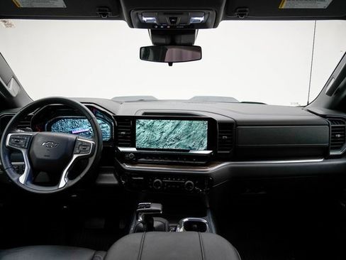 Used 2024 Chevrolet Silverado 1500 LT Trail Boss w/ Convenience Package II image 25