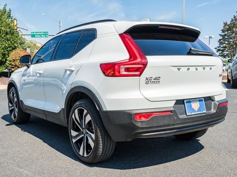 Used 2024 Volvo XC40 B5 Plus w/ Climate Package AWD/4WD image 5