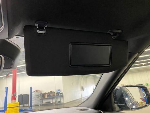 Used 2024 Jeep Grand Cherokee Altitude image 35