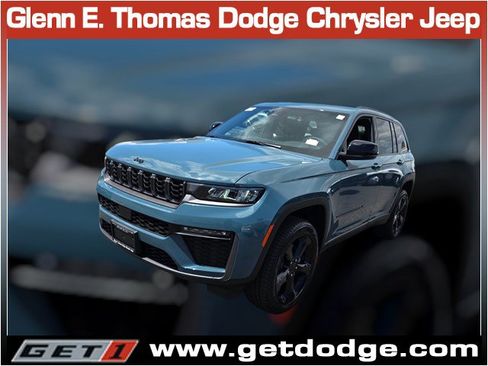 New 2026 Jeep Grand Cherokee Limited RWD image 3