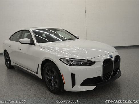 Used 2023 BMW i4 eDrive35 w/ Premium Package RWD image 8