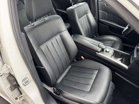 Used 2014 Mercedes-Benz E 550 4MATIC Sedan w/ Premium 1 Package image 30