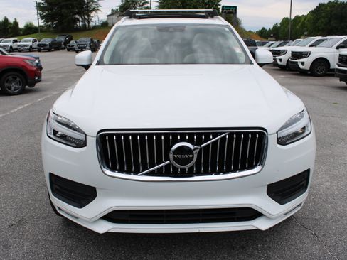 Used 2020 Volvo XC90 T5 Momentum AWD/4WD image 3