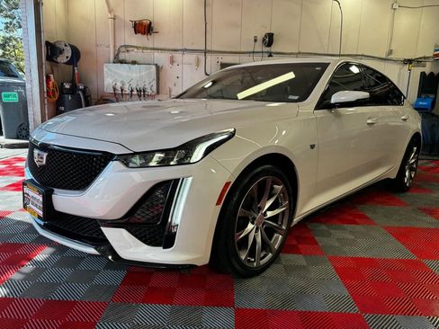 Used 2021 Cadillac CT5 Sport image 3