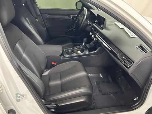Used 2024 Honda Civic Sport image 13