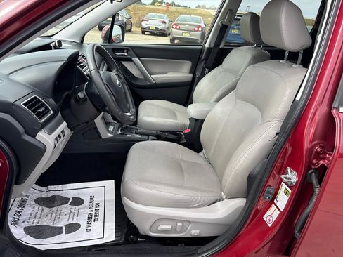 Used 2016 Subaru Forester 2.5i Touring w/ Eyesight & Navigation System image 18