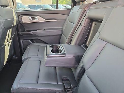 New 2025 Ford Explorer Active w/ Active Comfort Package image 26