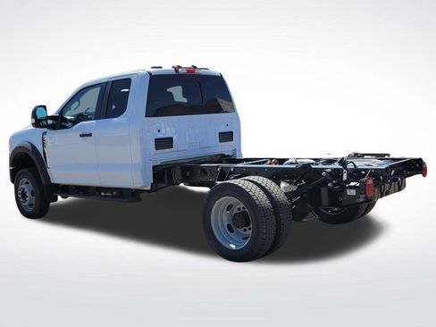 New 2025 Ford F450 XL w/ XL Chrome Package image 3