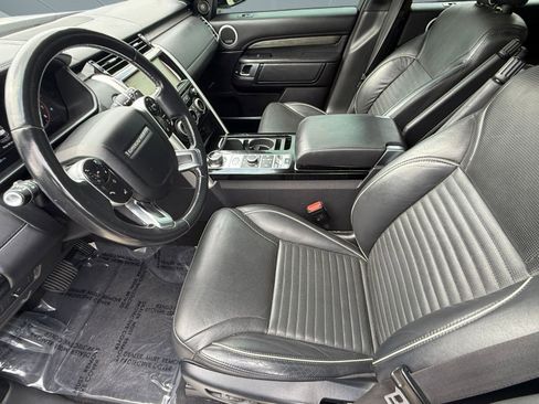 Used 2019 Land Rover Discovery HSE Luxury image 5