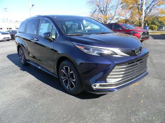 New 2026 Toyota Sienna Platinum AWD/4WD image 10
