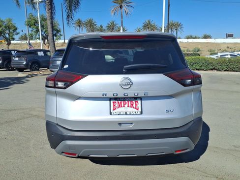 Certified 2023 Nissan Rogue SV FWD image 8