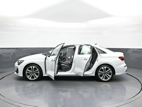 Used 2025 Audi A3 2.0T Premium AWD/4WD image 43