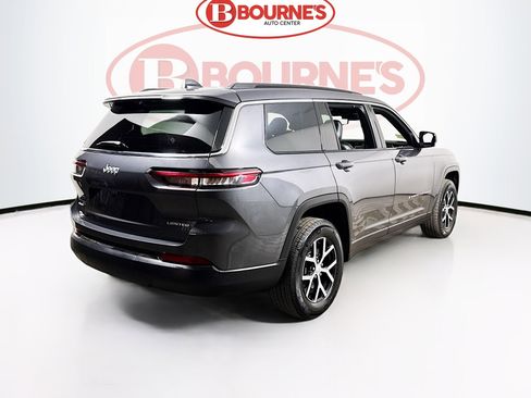 Used 2024 Jeep Grand Cherokee L Limited w/ Luxury Tech Group II image 11