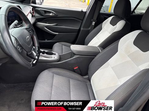 Certified 2024 Chevrolet Trax RS FWD image 7